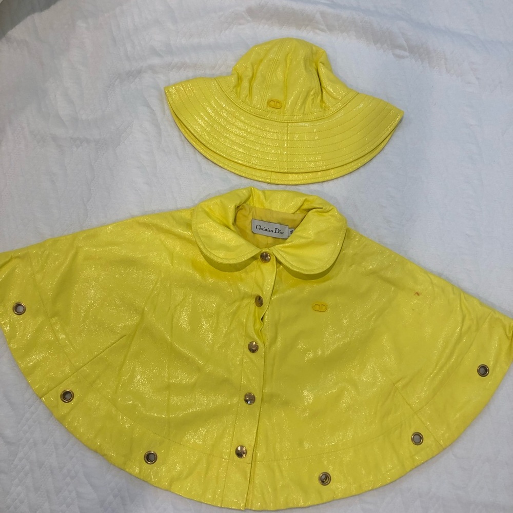 Christian Dior Poncho Jacket with hat Size 4